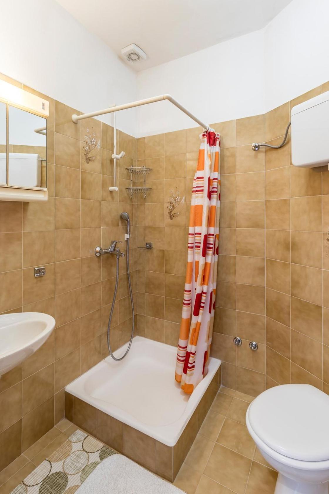 Apartments With A Parking Space Baska Voda, Makarska - 301 المظهر الخارجي الصورة