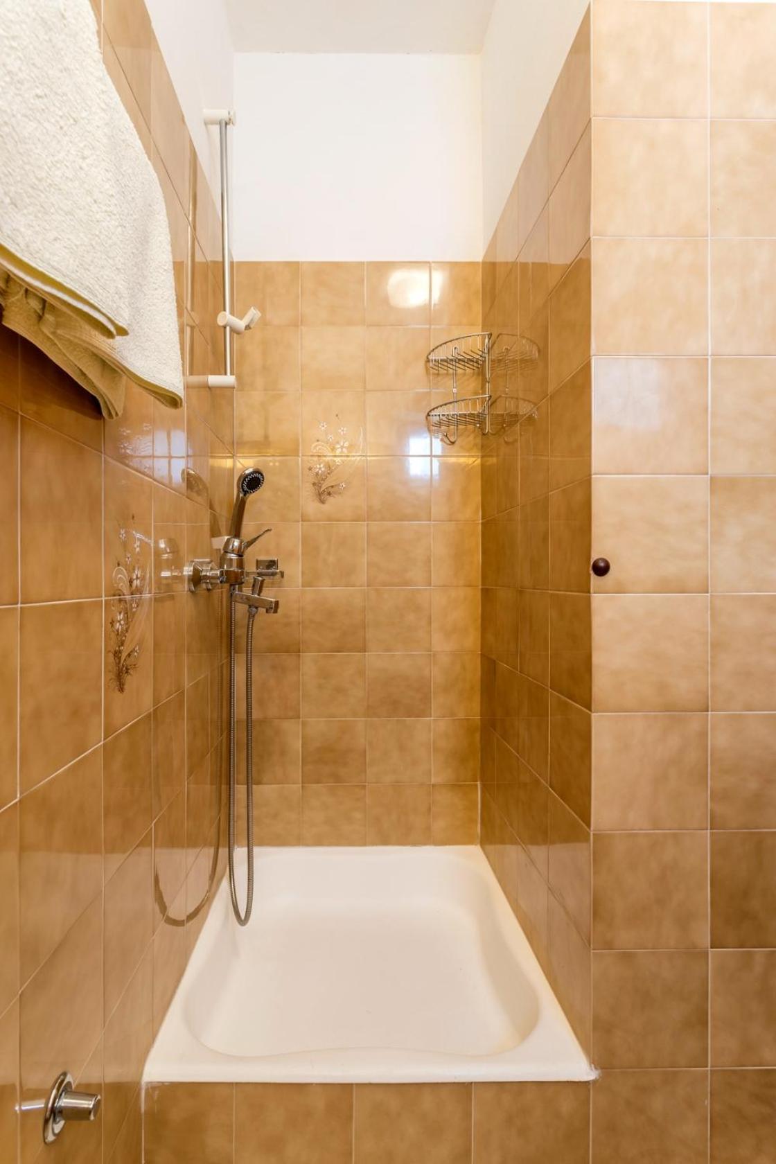 Apartments With A Parking Space Baska Voda, Makarska - 301 الغرفة الصورة