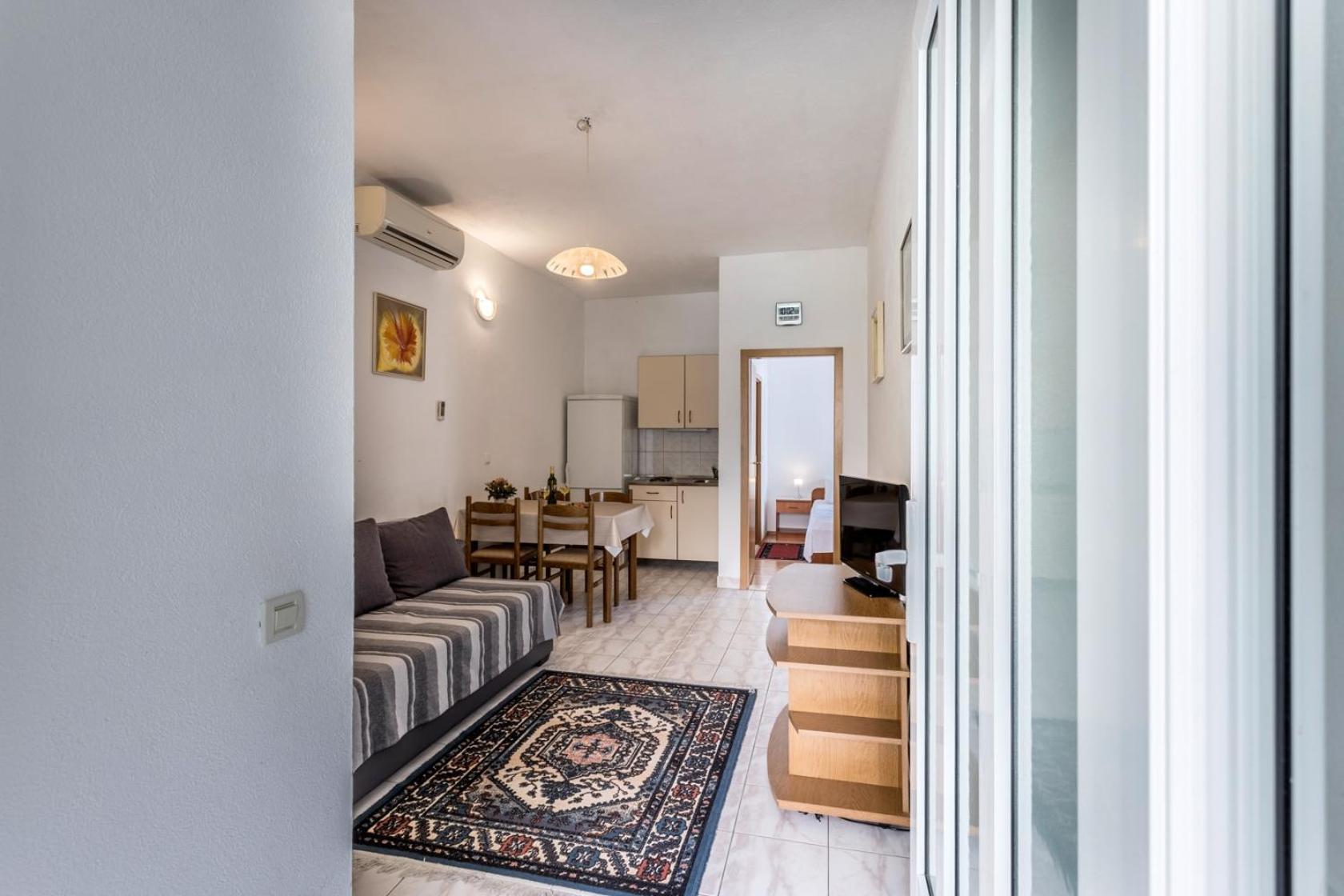 Apartments With A Parking Space Baska Voda, Makarska - 301 الغرفة الصورة