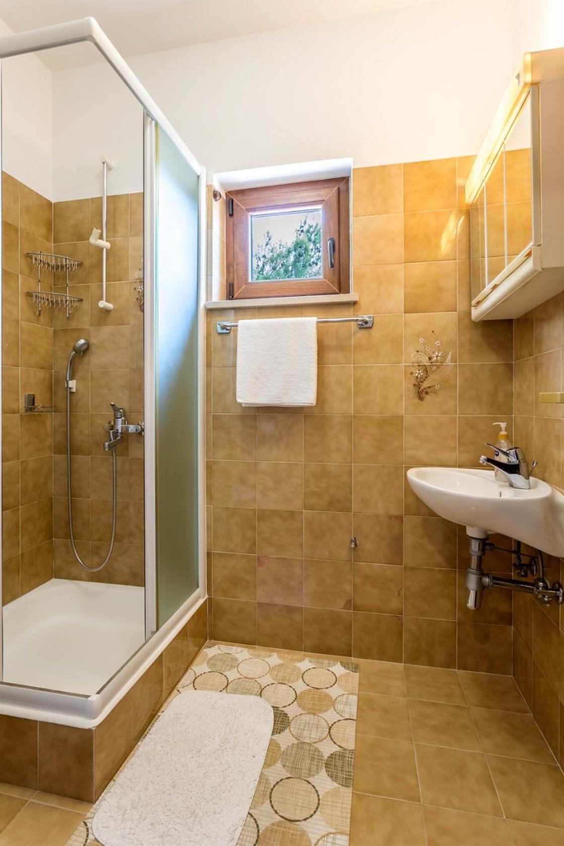 Apartments With A Parking Space Baska Voda, Makarska - 301 الغرفة الصورة